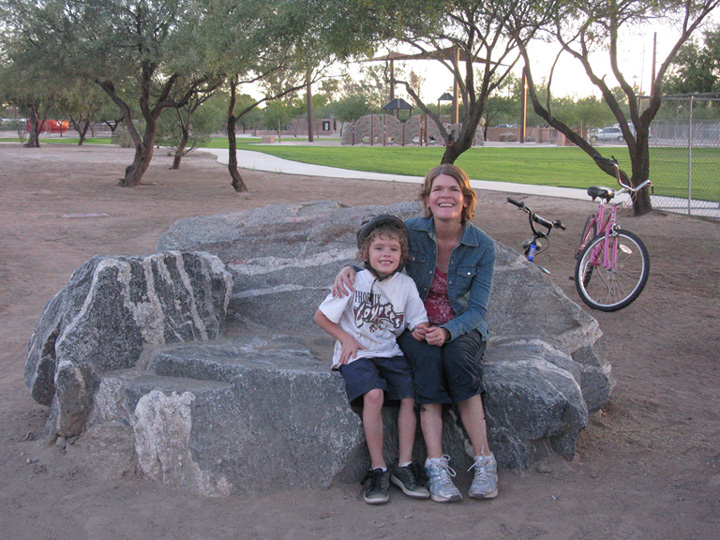 Gneiss Bench